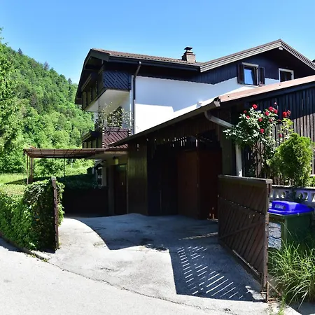 Jang Apartment Tolmin