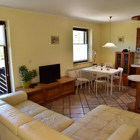 Apartment Jang Tolmin